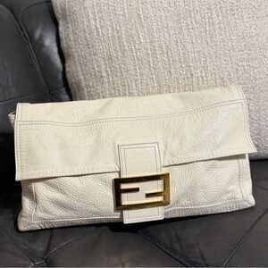 Auth Rare Fendi XL Baguette multiway Shoulder crossbody clutch Bag white & Gold